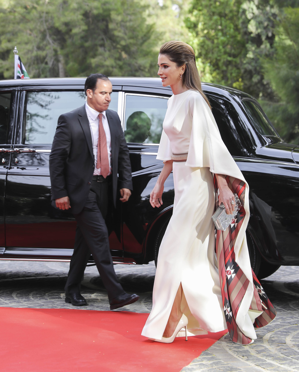 Happy Birthday Queen Rania Of Jordan Celebrating The Middle Easts Fashion Force About Her