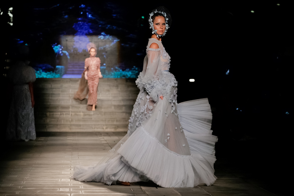 A Roundup of the 7th Edition of Arab Fashion Week | About Her