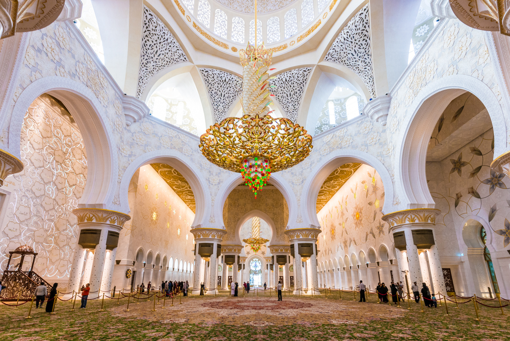 Sheikh Zayed Grand Mosque  Named Among Top Global Landmarks 