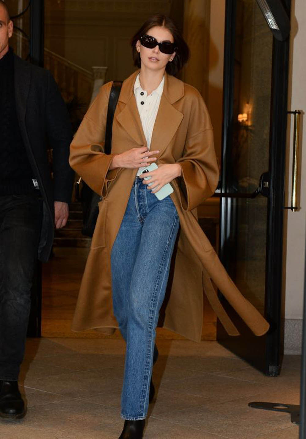 Kaia Gerber in Milan airport | About Her