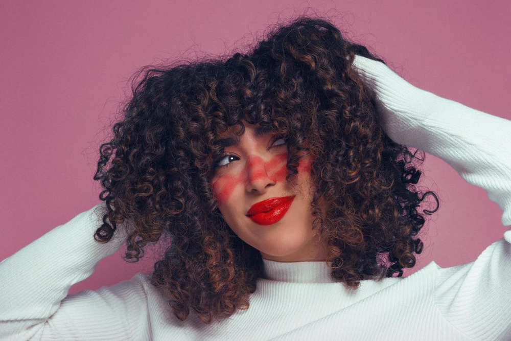 Top 4 Romantic Curly Hairstyles for Valentine's Day | About Her