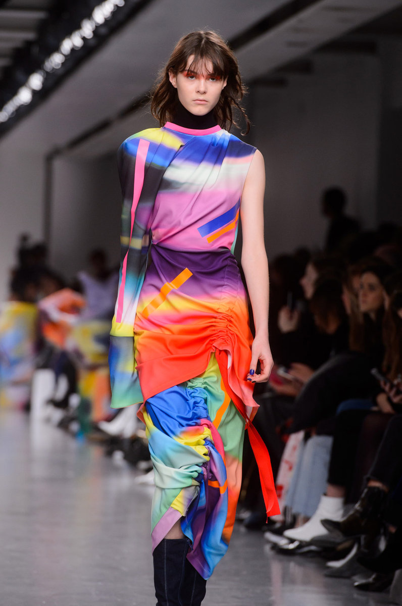 The Surprising Colour Trends at London Fashion Week | About Her